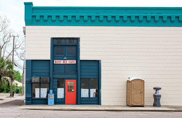 Porta potty rental for outdoor events in Governors Clu, NC